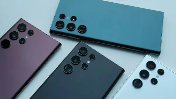 Samsung Galaxy S Ultra phones in several colours showing their rear cameras